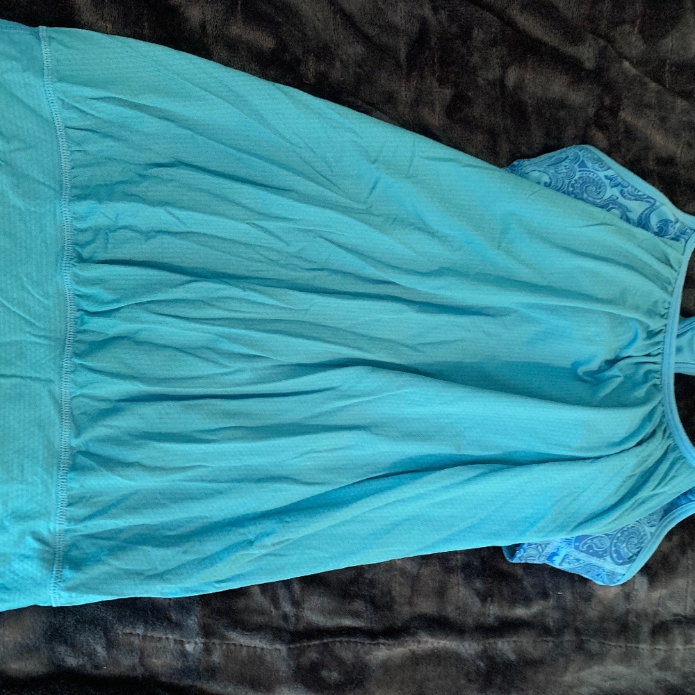 Lululemon tank